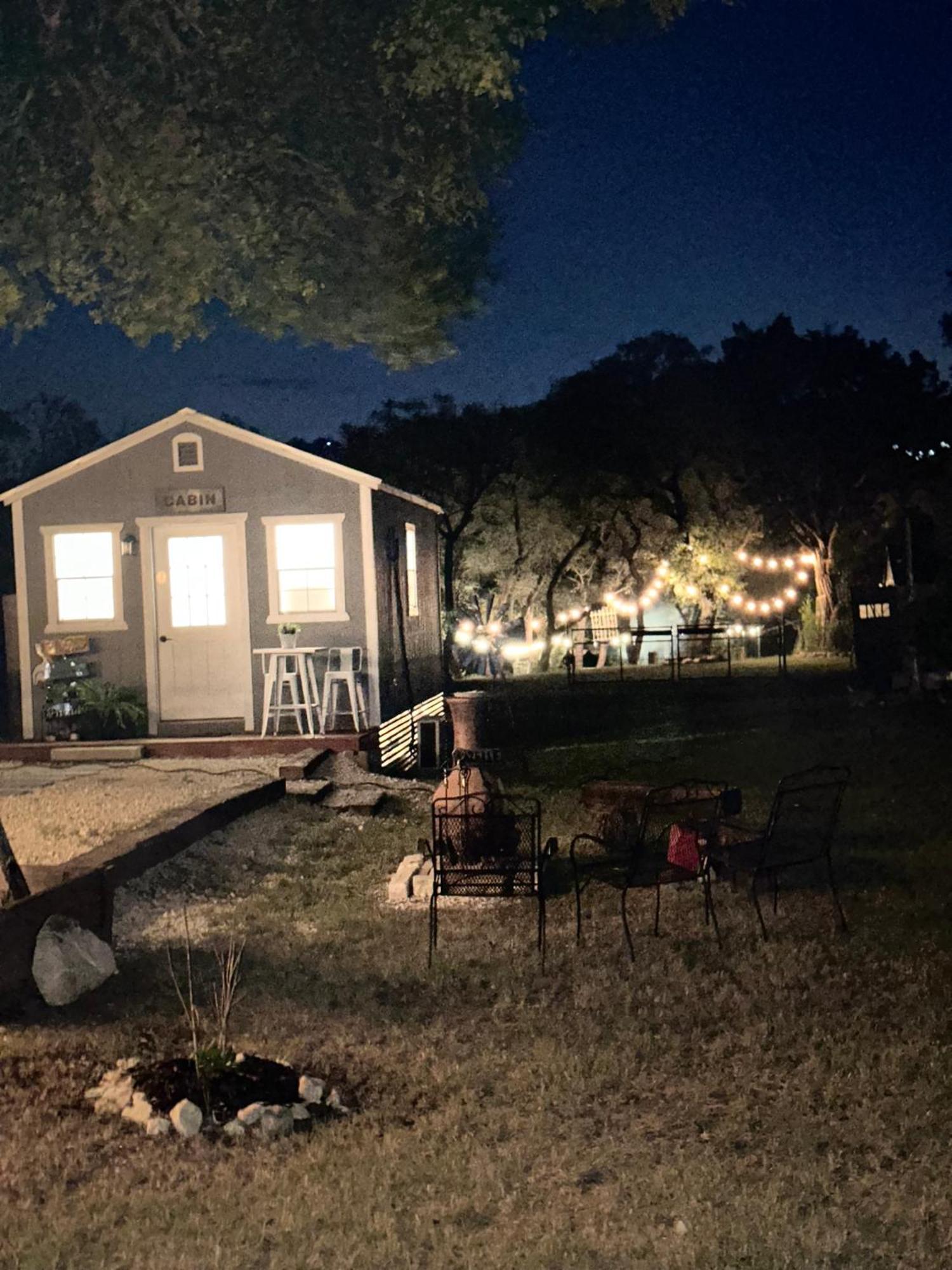 Tiny House - Our Little Piece Of Paradise Lakehills Exterior foto